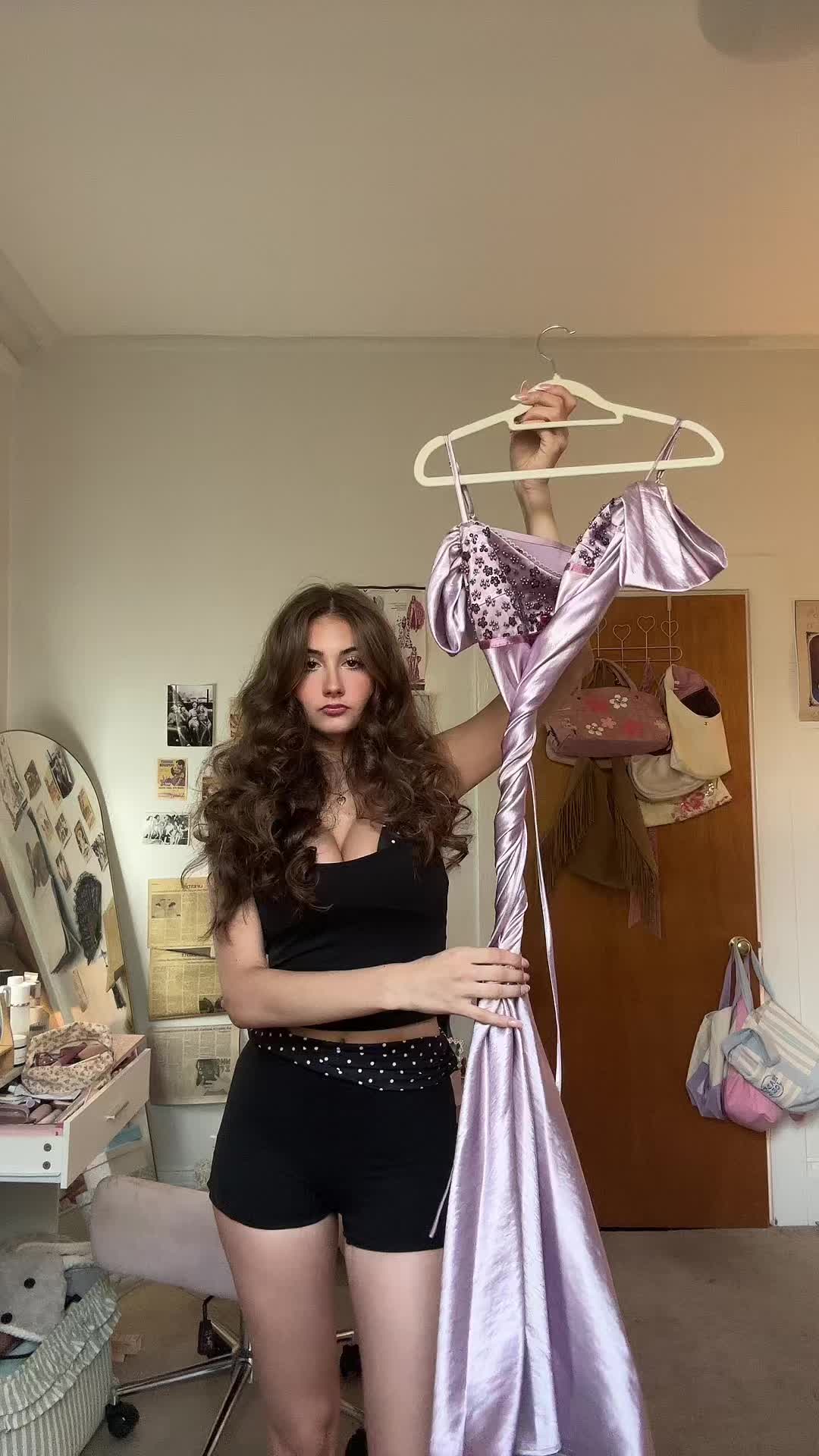 @Ana