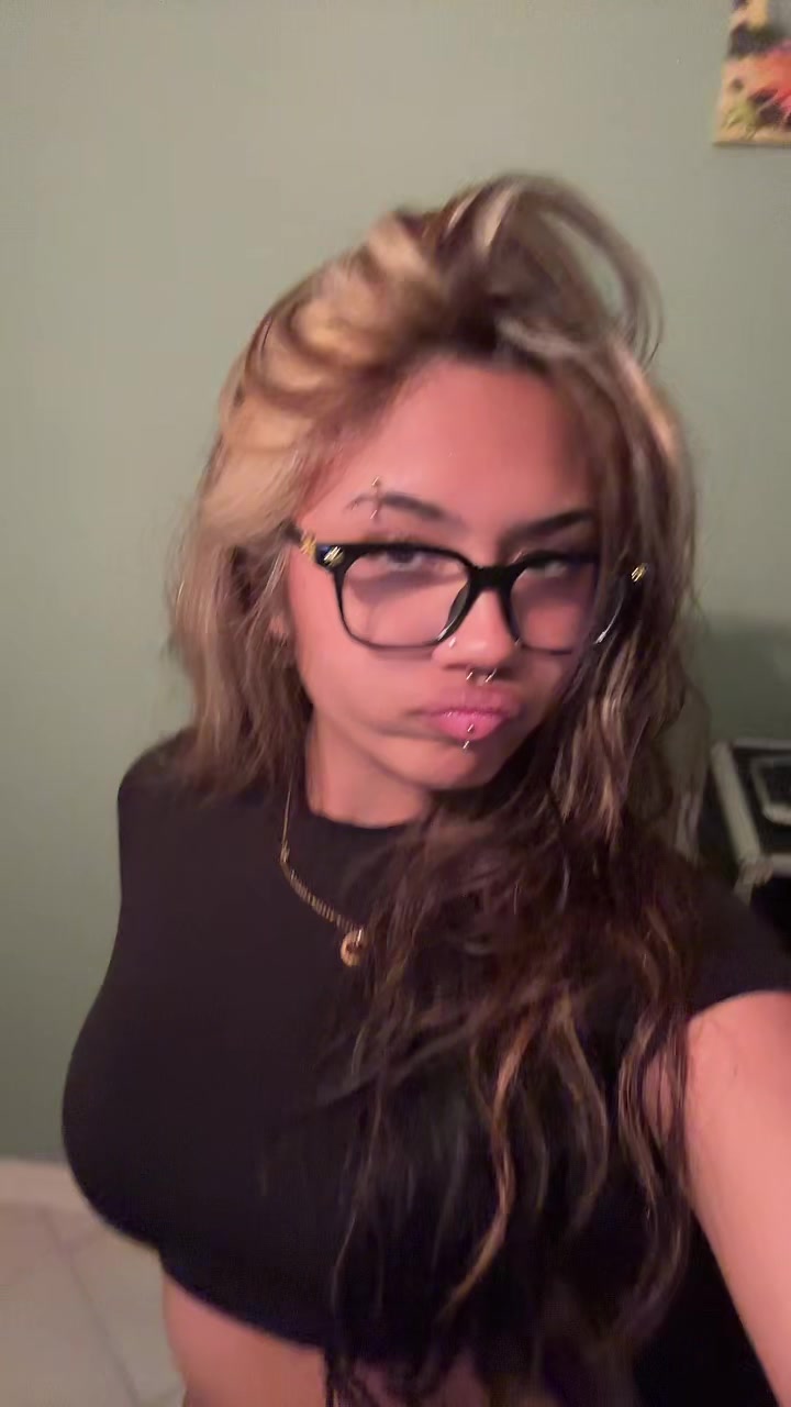 @selena ⨷