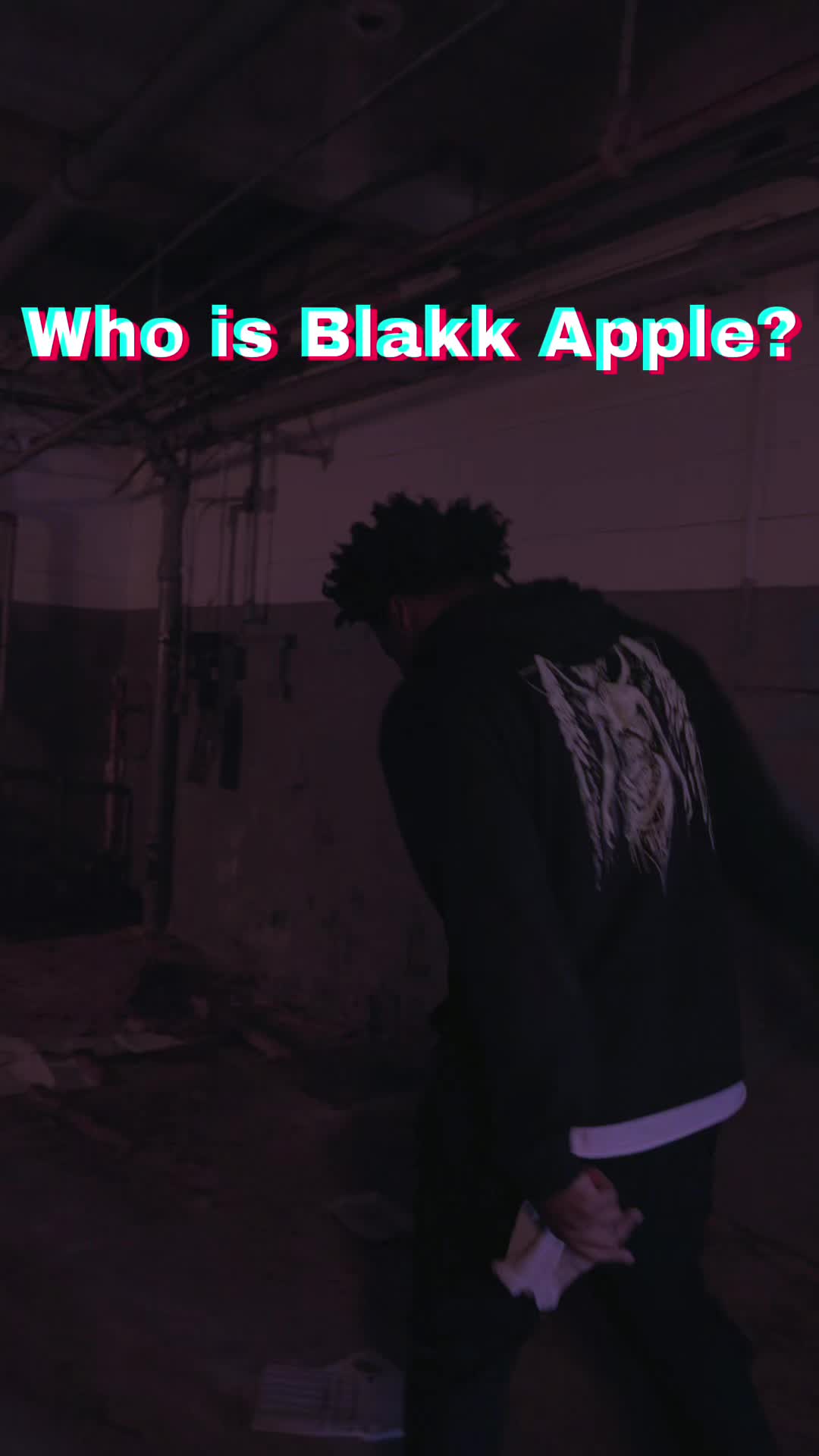 @BlakkApple🍎