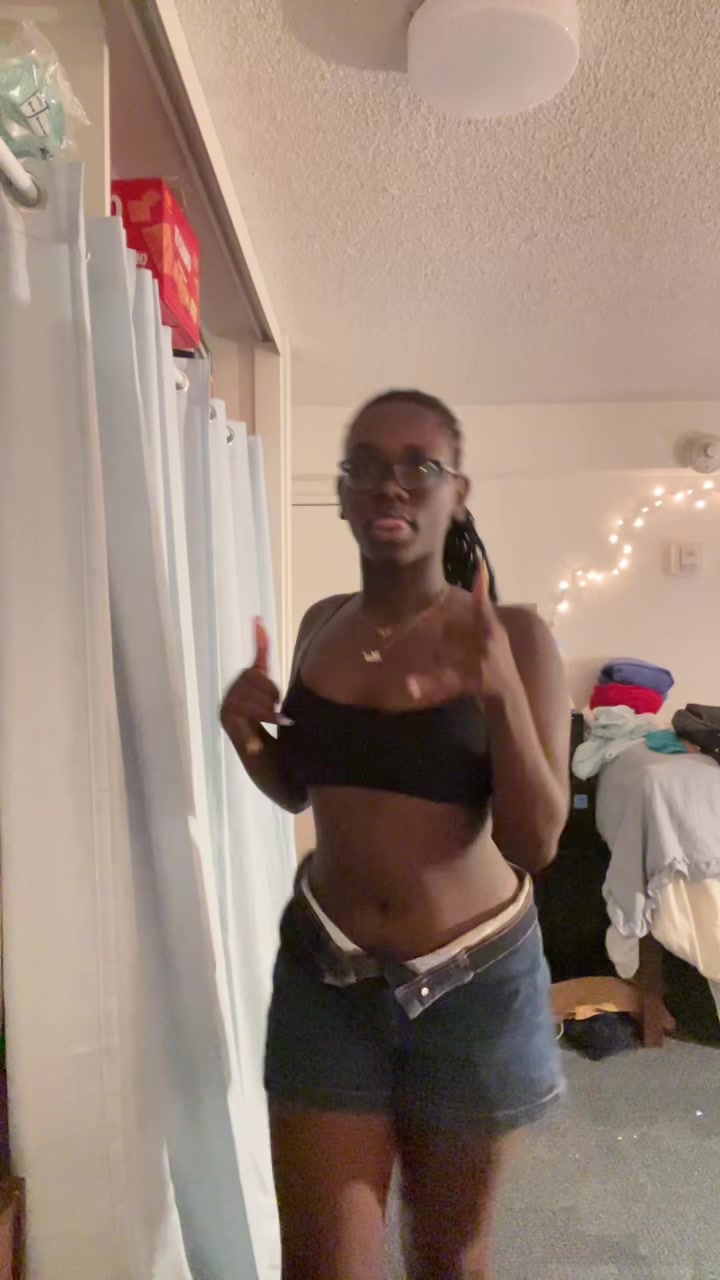 @theeworldofmai