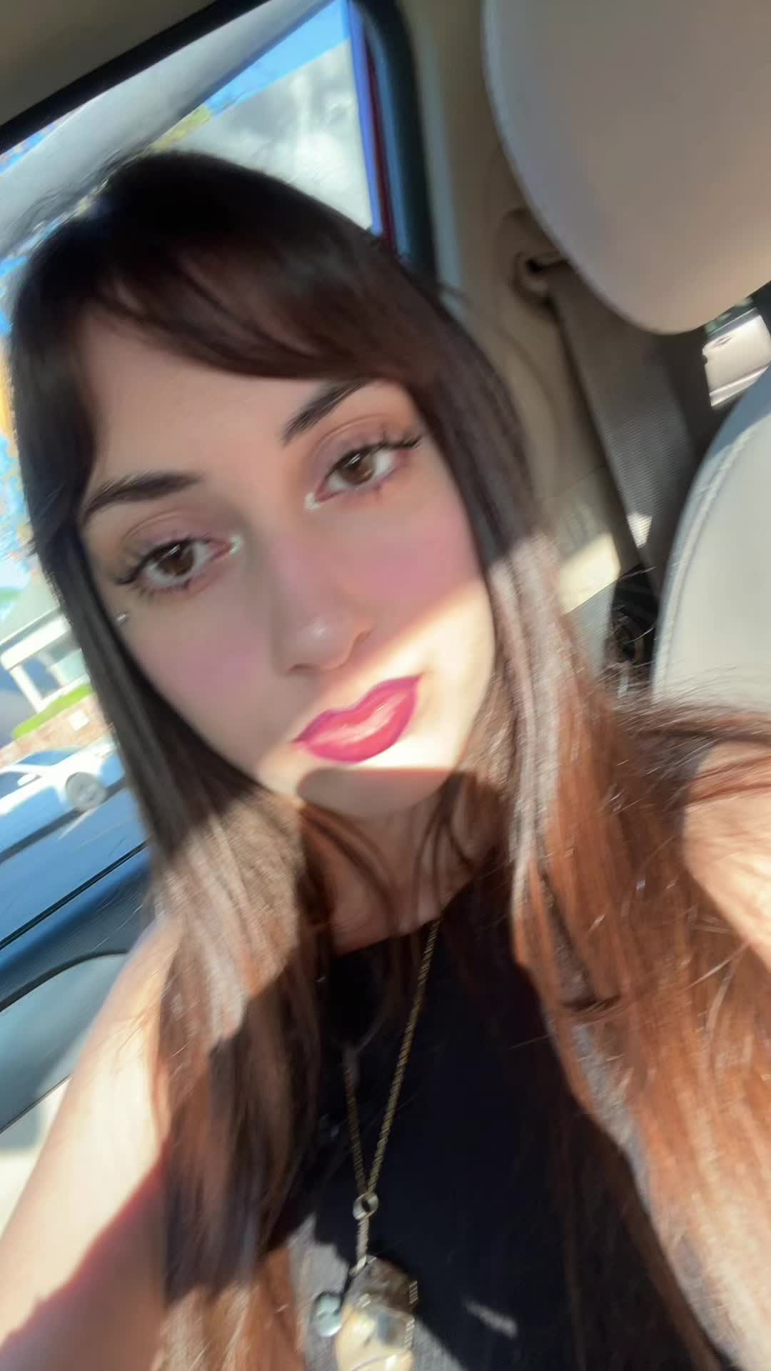 @5kysofye
