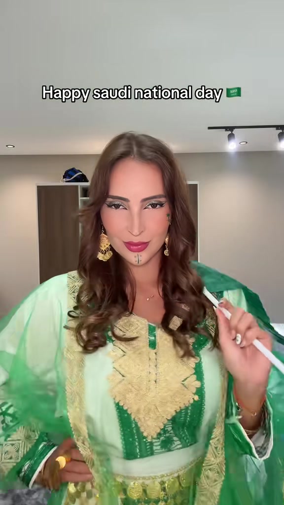 @Alex | أليكس