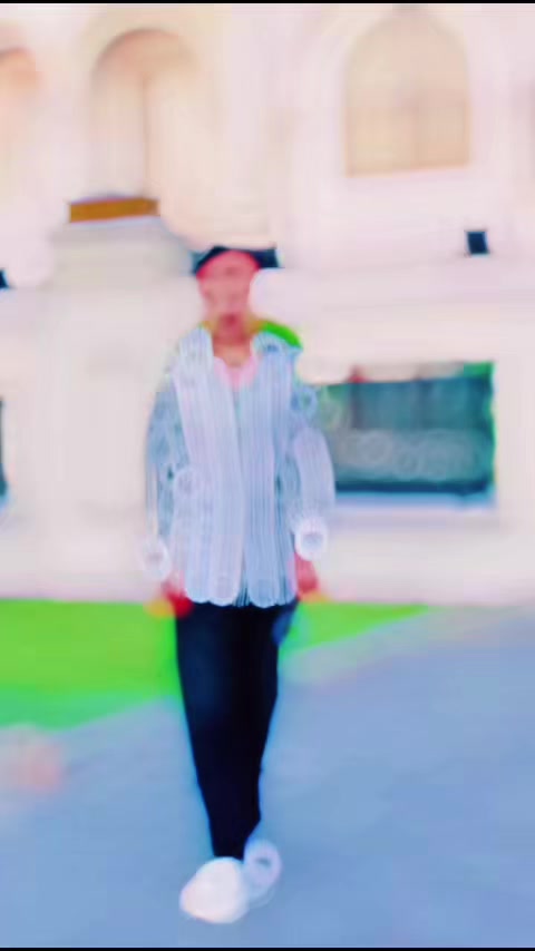 @MiAN BÂÐŞĦÄĦ 💸⚡️