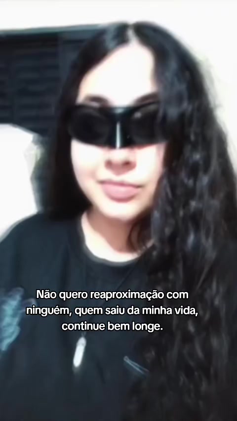 @🦦