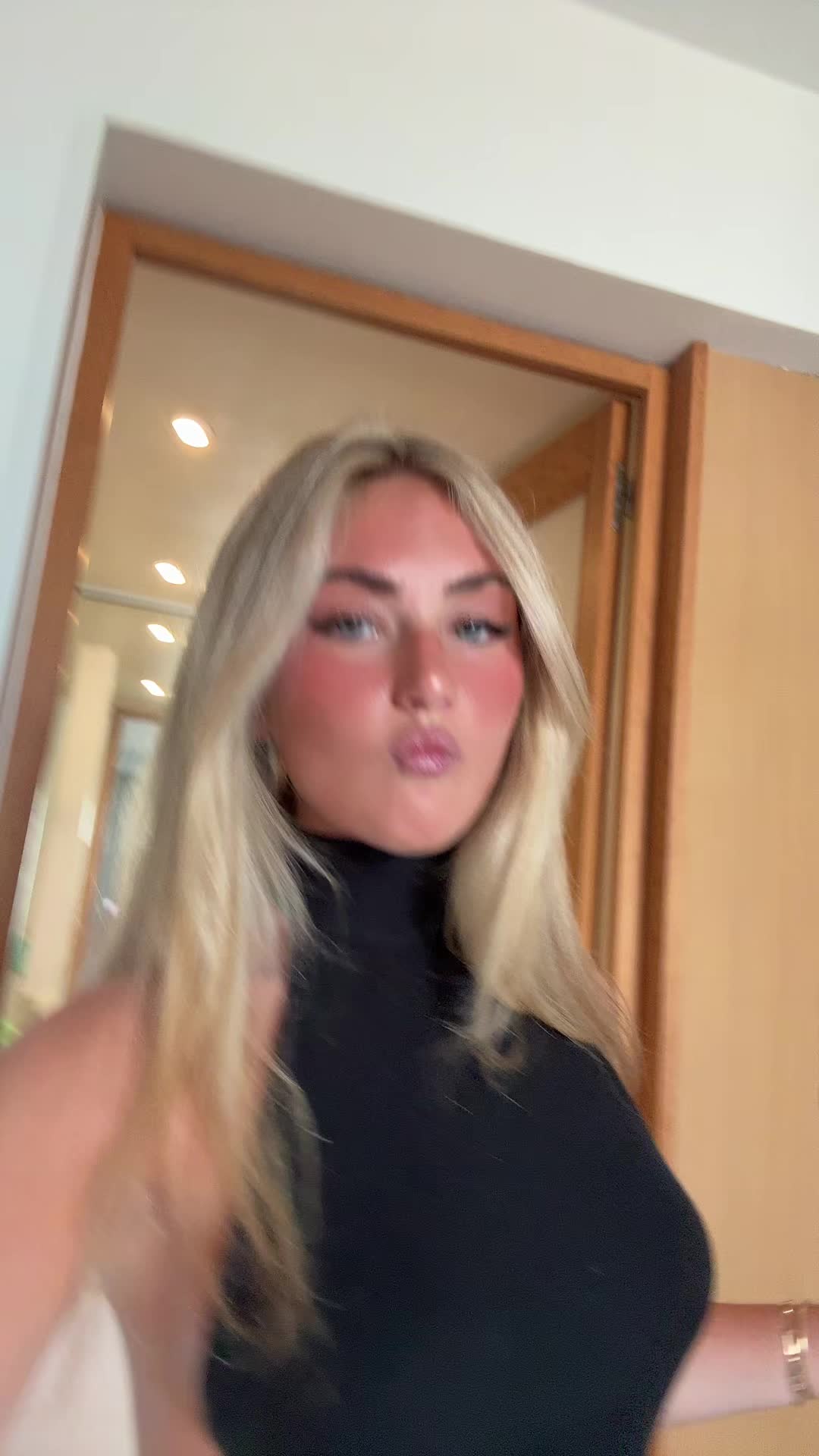 @user28283884930