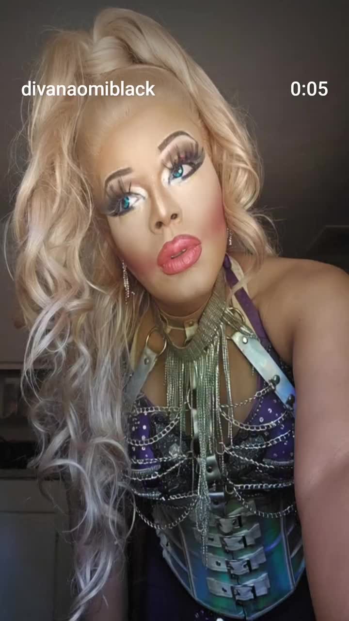 @Naomi Black