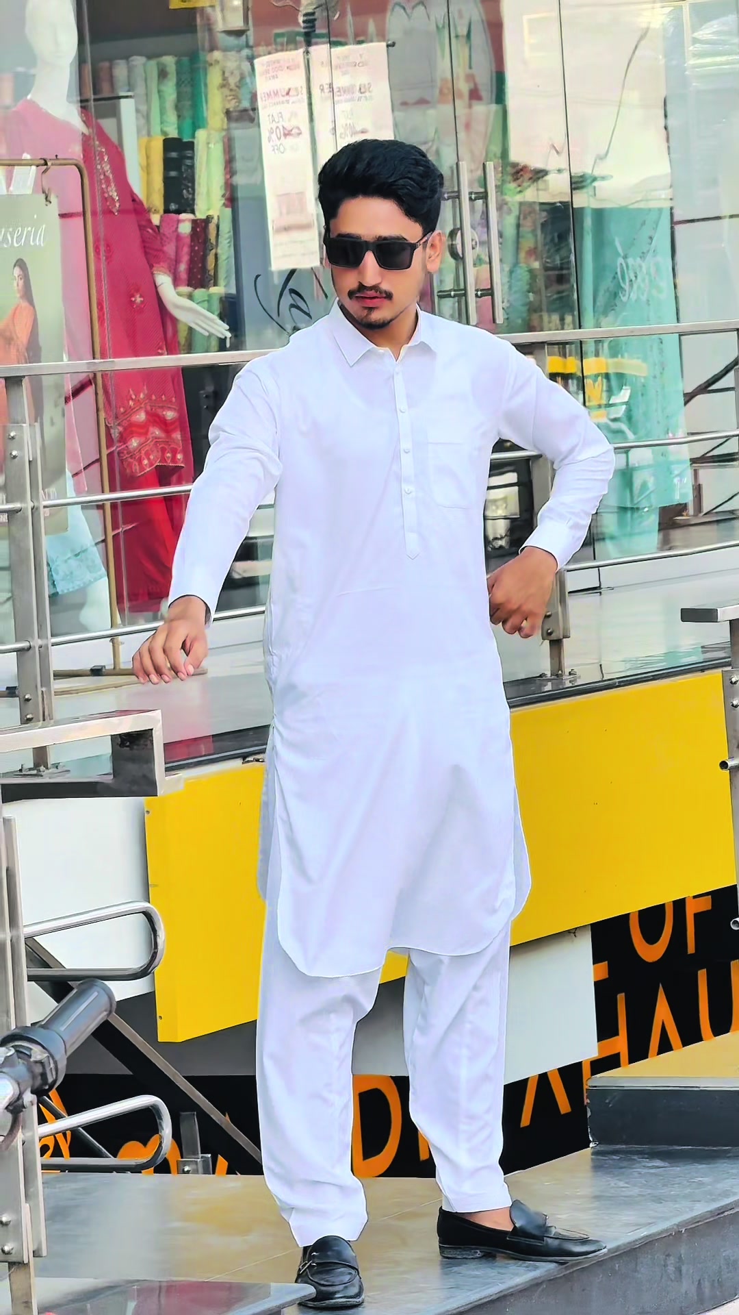 @مانی کھوکھر جیہ آلہ🥂🖤