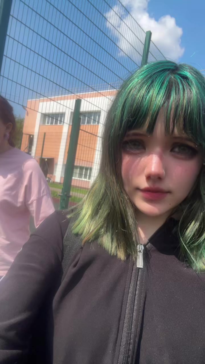@Vaaaa_r
