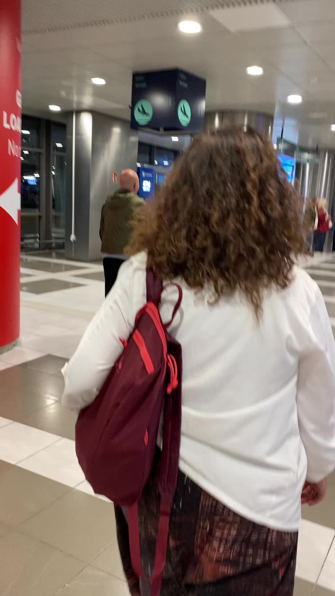 @Angie Counios 🇨🇦