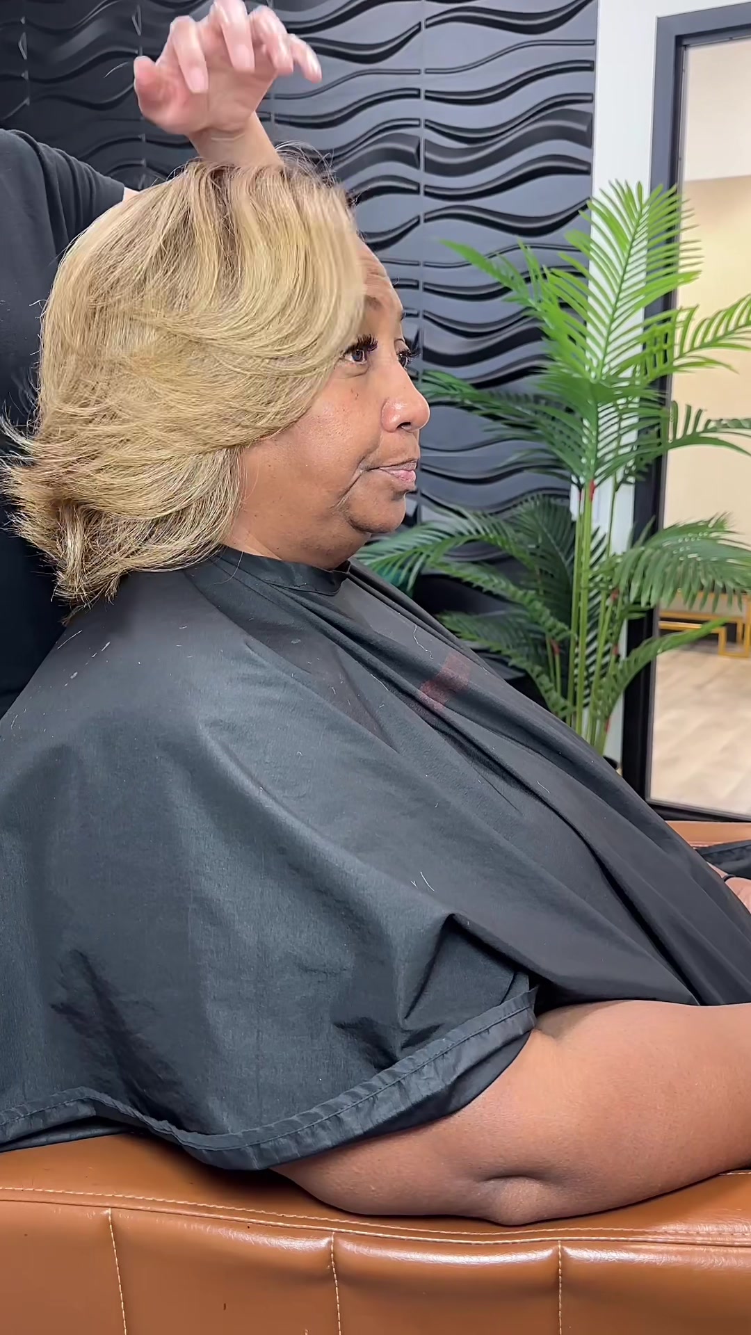 @TrueEssence_BeautyLounge