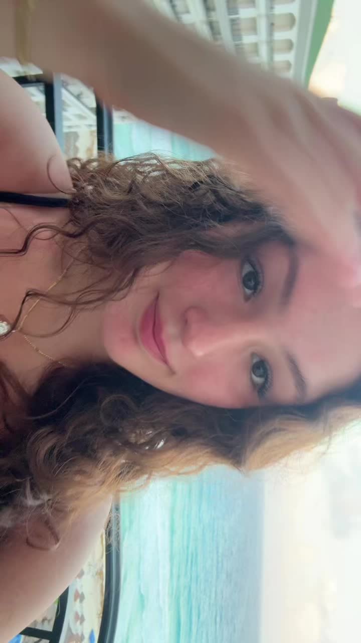 @✌️✌️