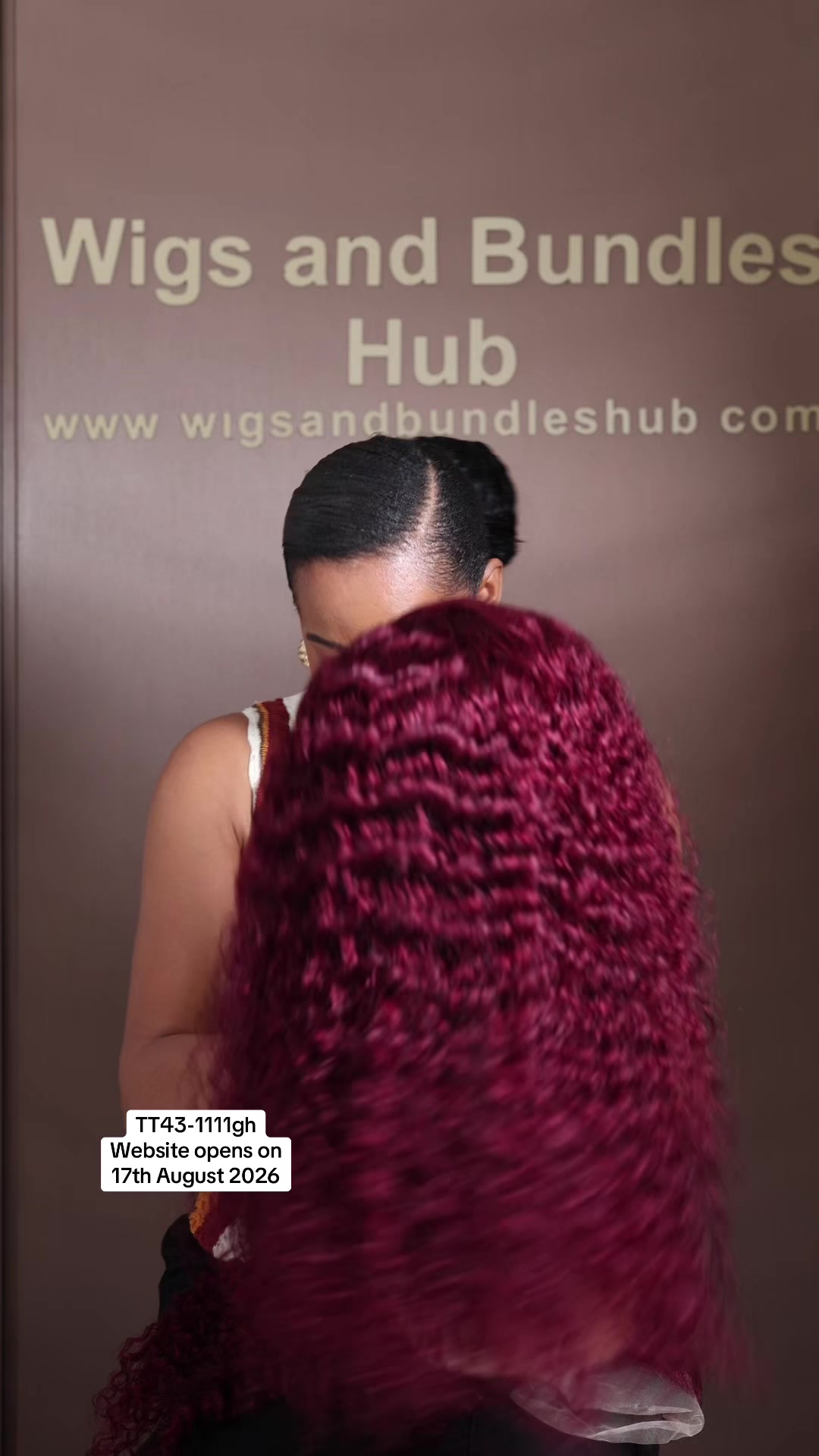 @Wigs And BundlesHub