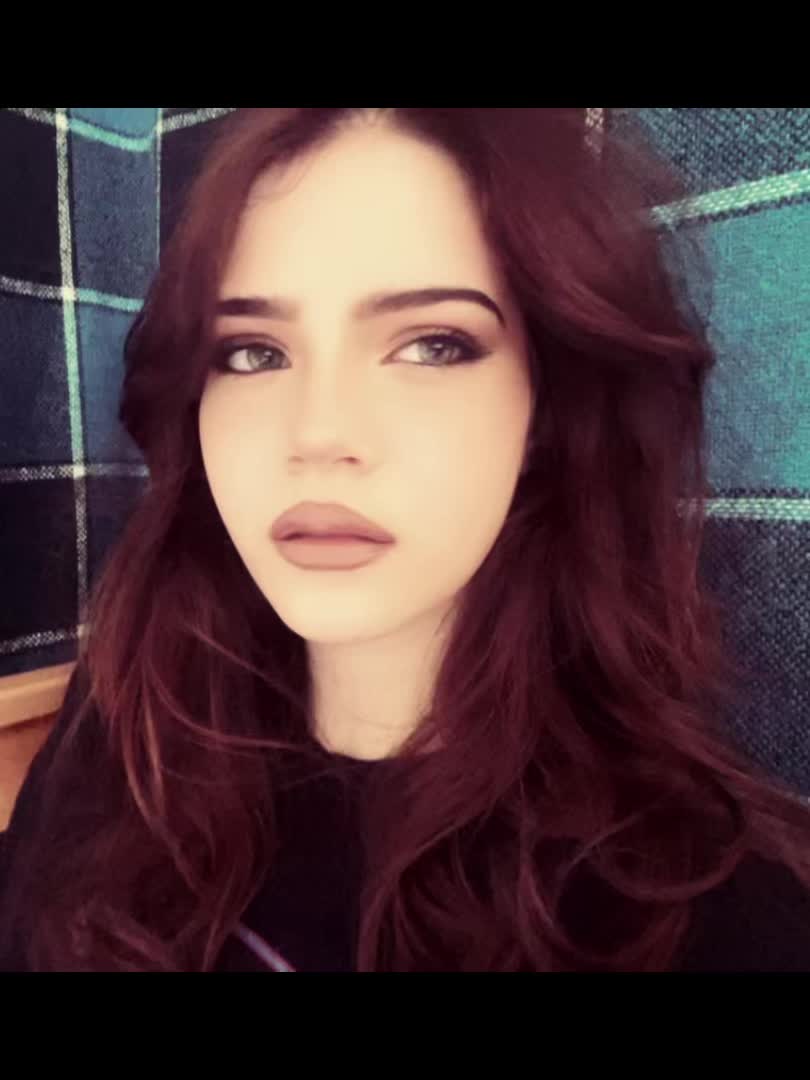 @Тгк:Метафору использовала