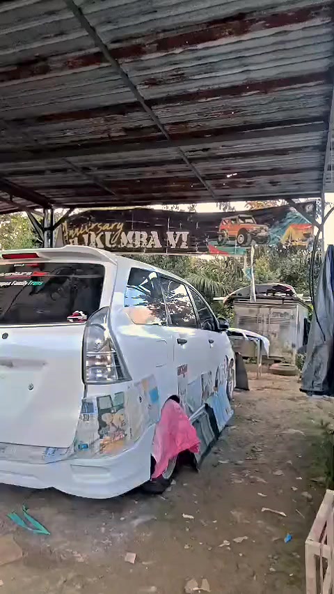@LuxuryManis