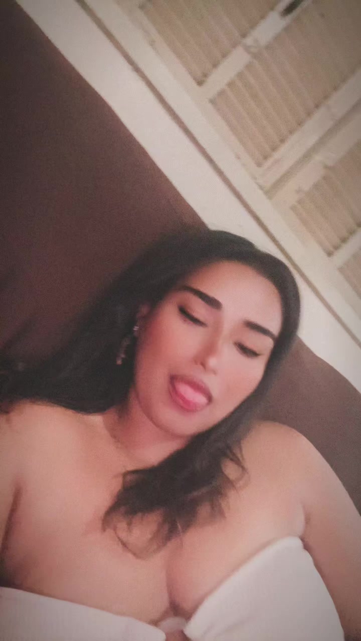 @Laura_freitas08
