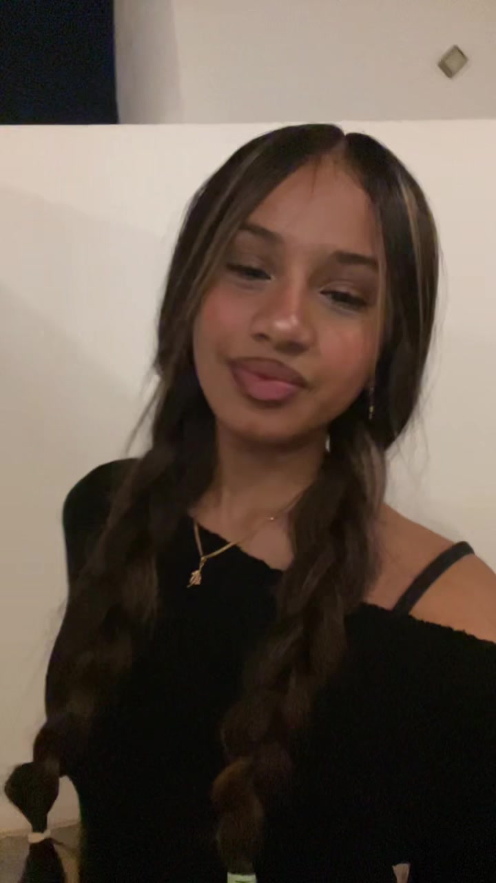 @𝐡𝐲𝐚𝐜𝐢𝐧𝐭𝐡 ᥫ᭡