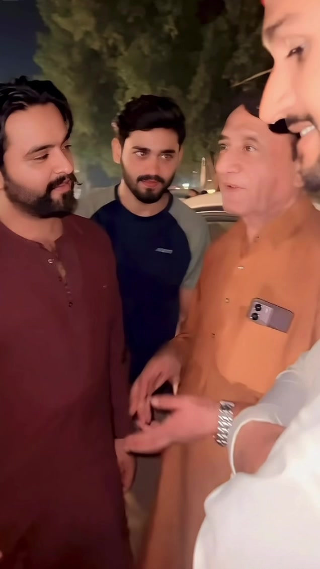 @⚜️جنيد_بھٽو⚜️