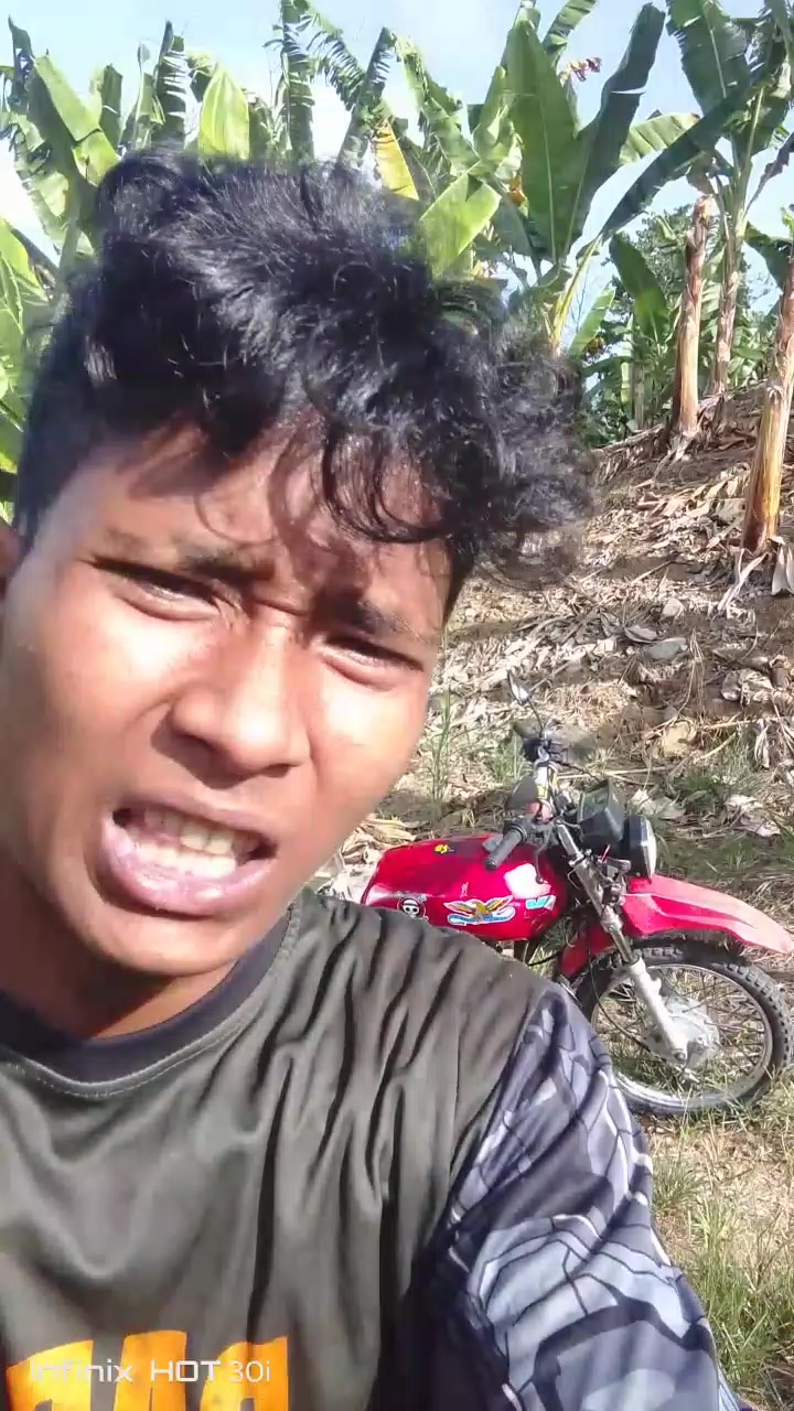@Ay idol Rogie