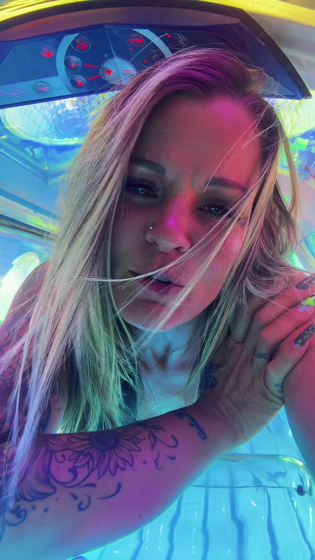 @JessicaXoxo 💋💋✌️