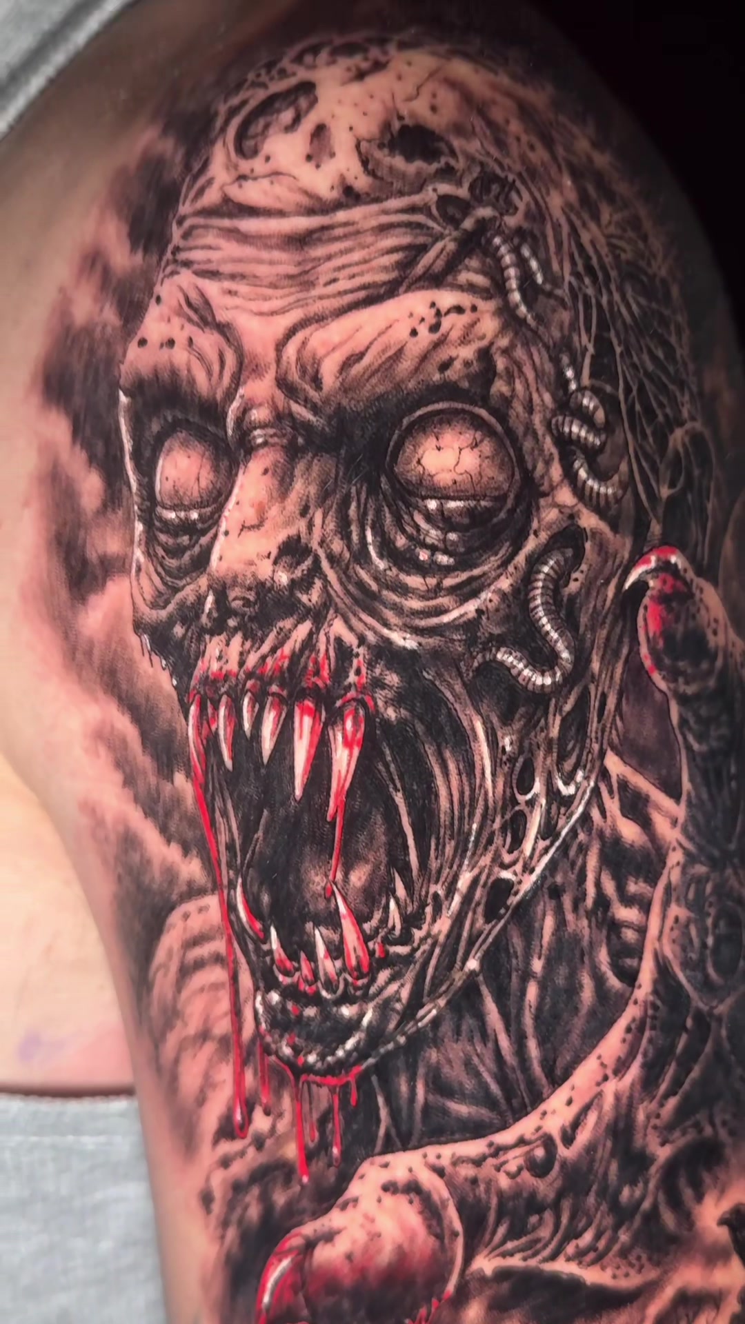 @Corpuscule-tatouage-piercing