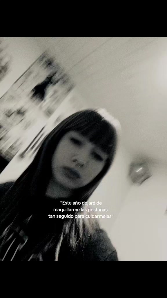 @niniiiೃ࿔