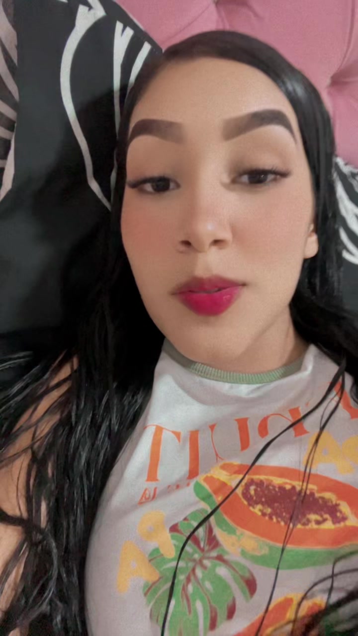 @Hayley_fonseca