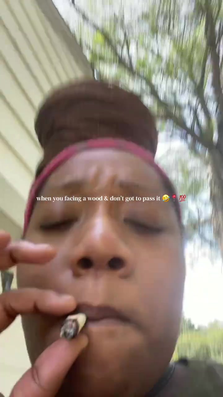 @Dee_nuggss