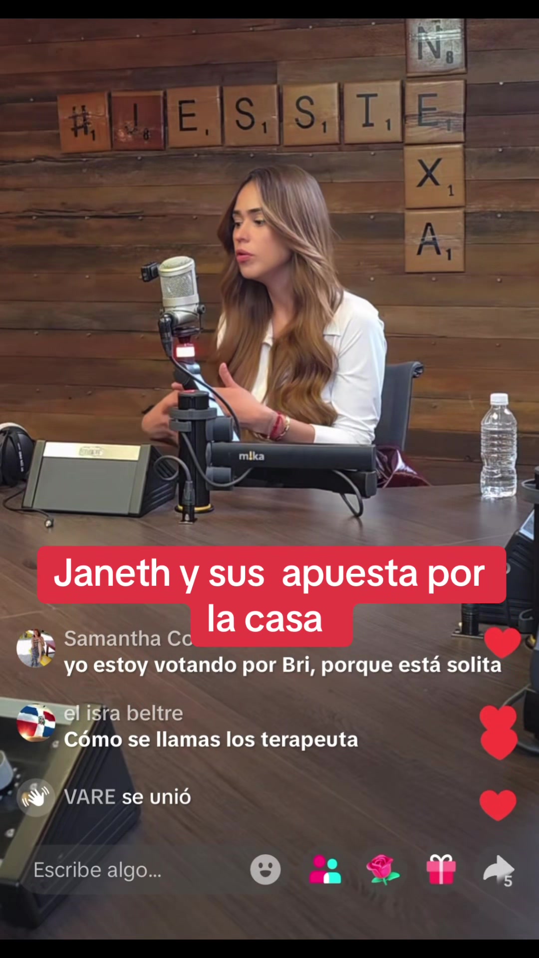 @Radio chisme