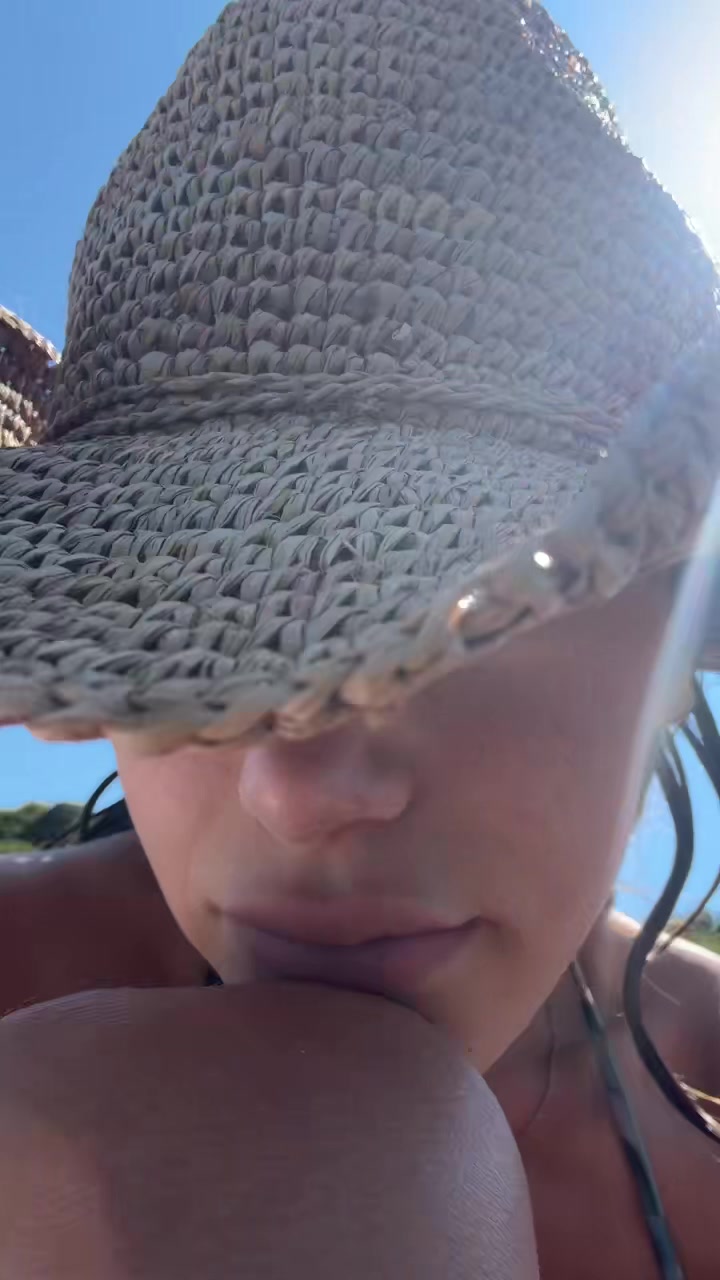 @bellapanaa