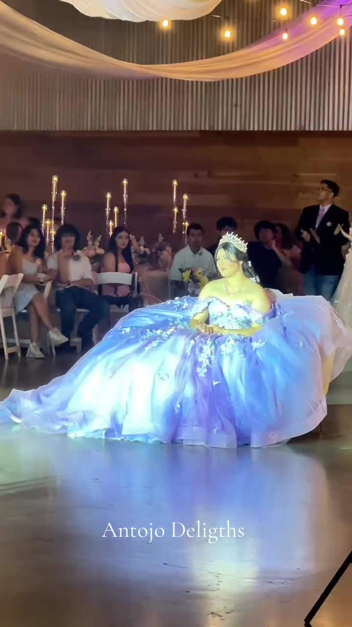 @AntojoDelights