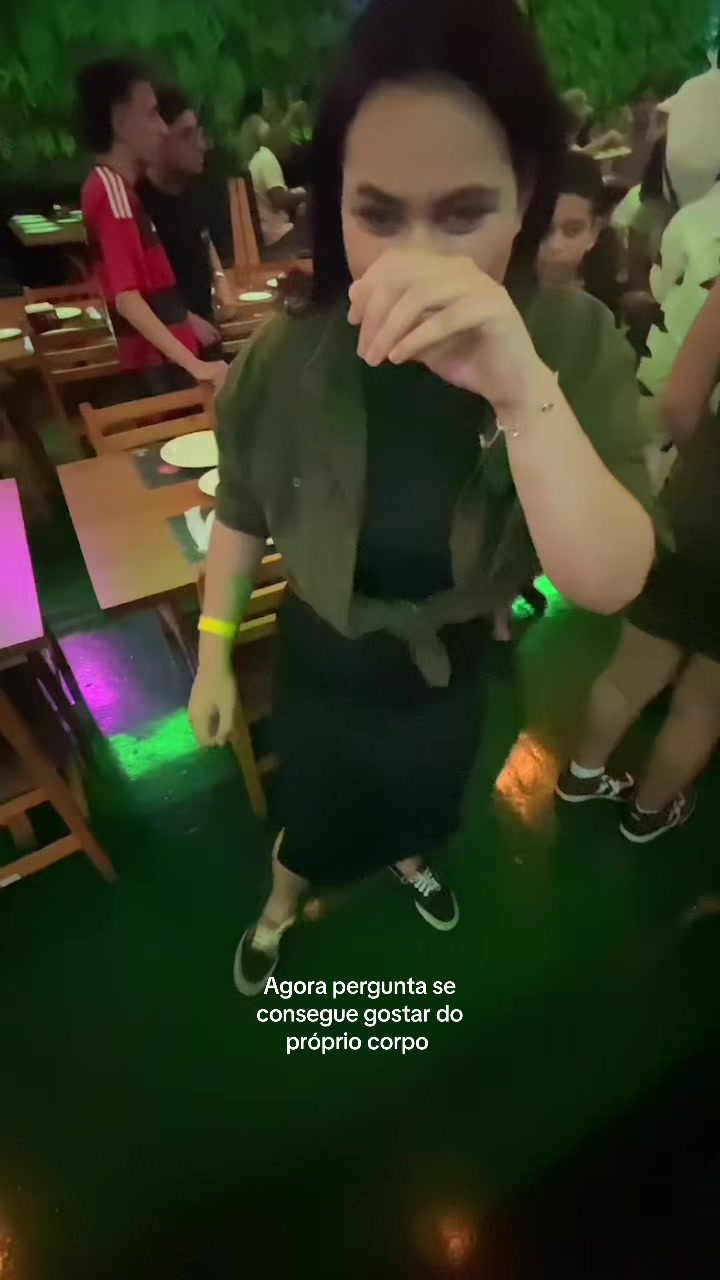 @lena_barcellos