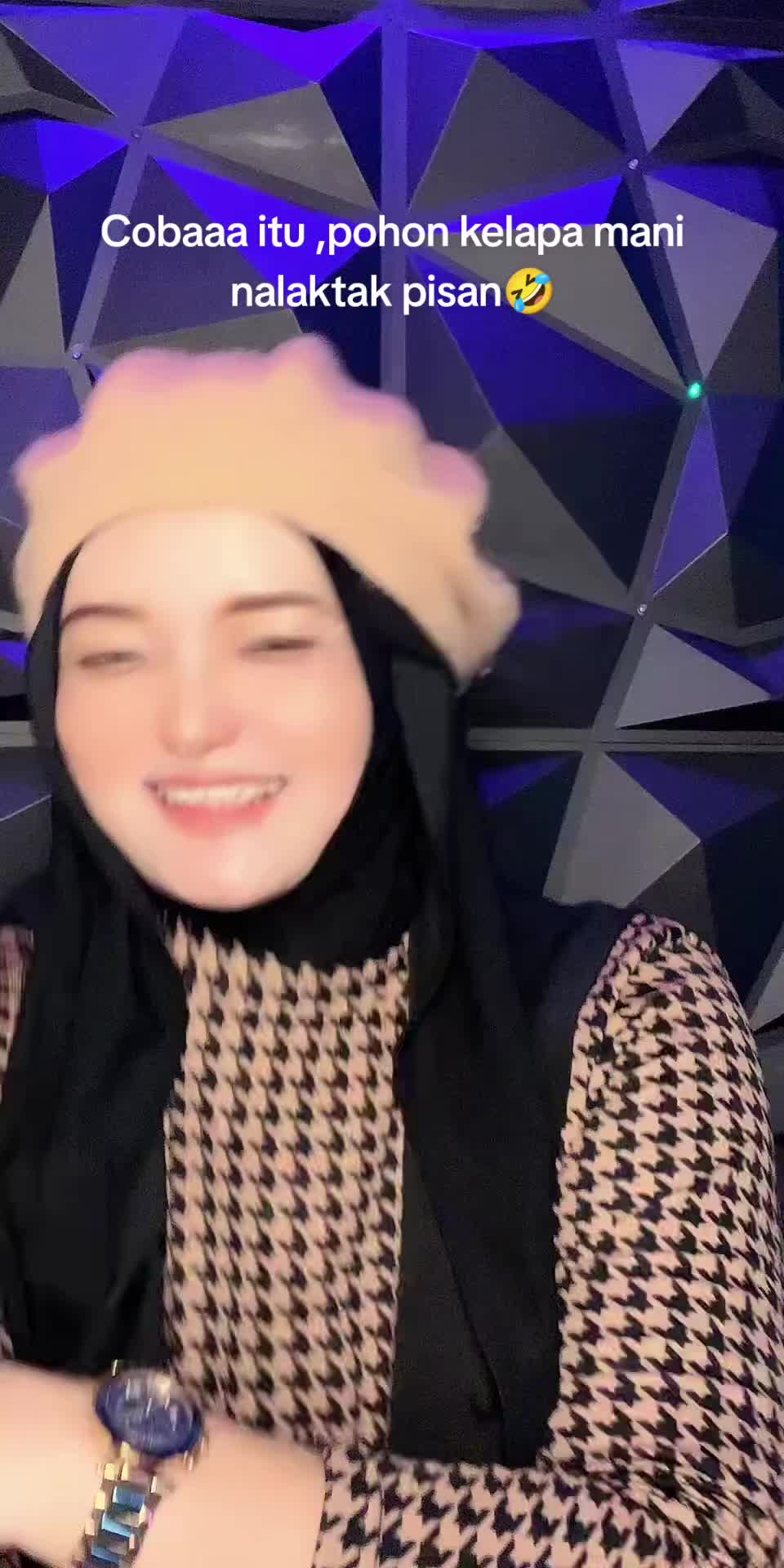 @Ce.amel13