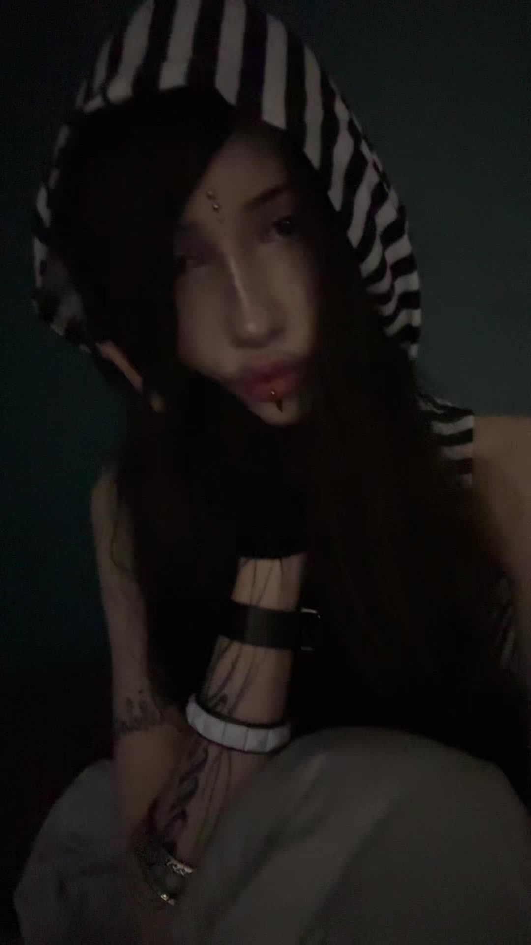 @h8telovr