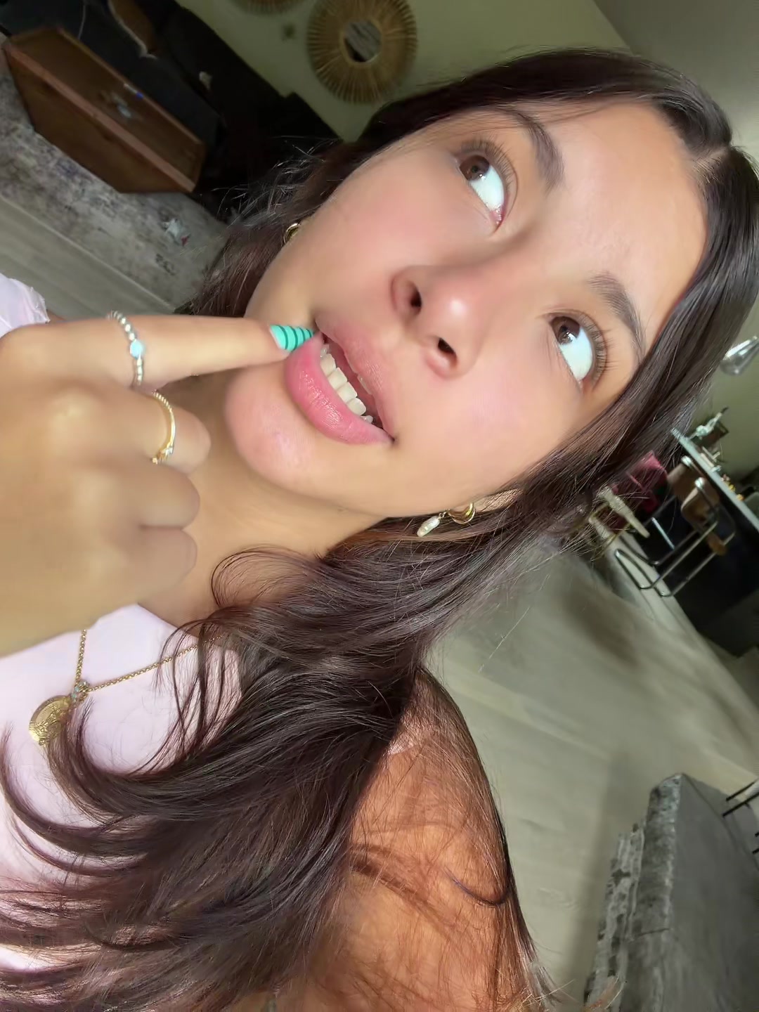 @EMILY ✰🩵