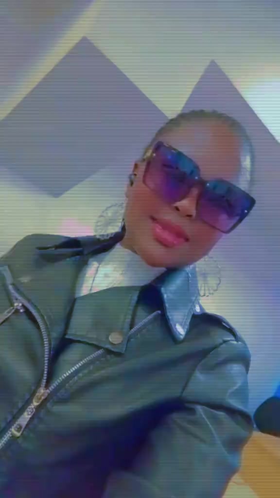 @Zawadi_Tha_Gal 👑