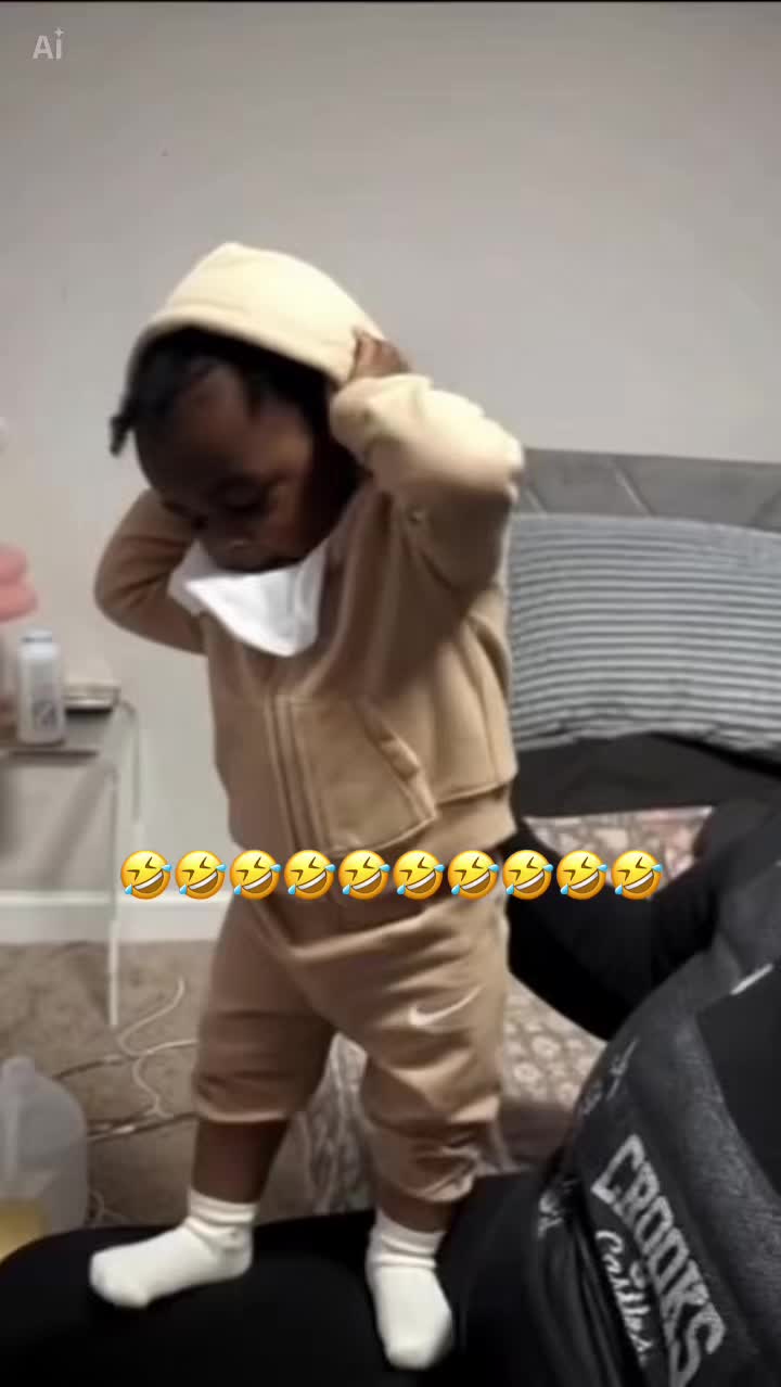 @adoreelele.e