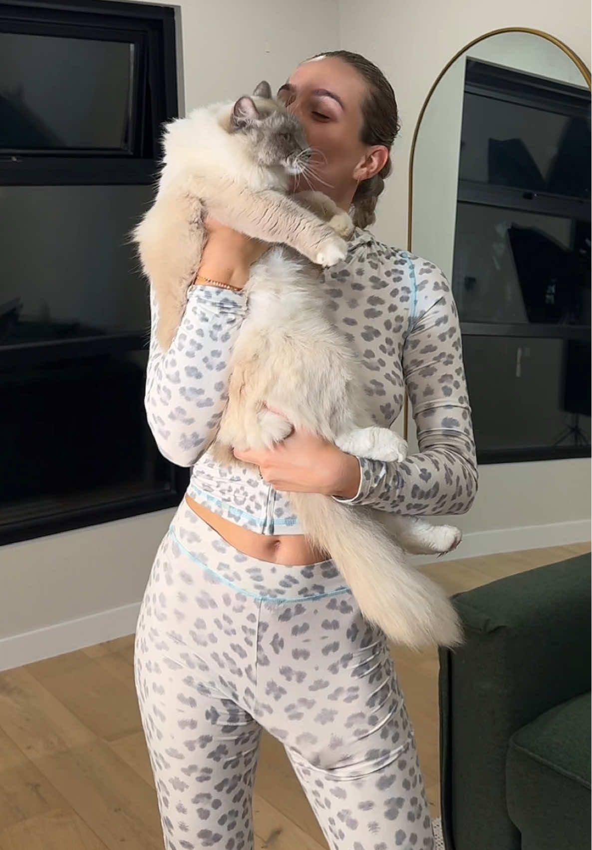 lilytsxo (@lilytsxo) - Urlebird