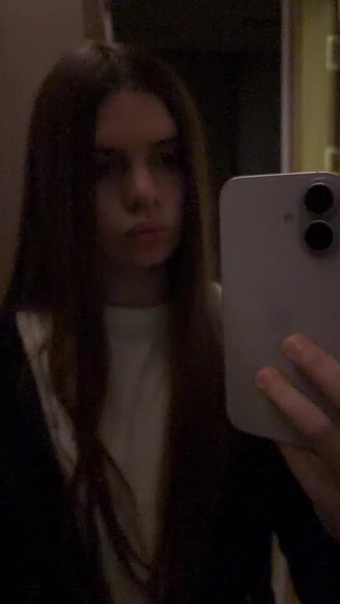 @•-.Kseniia.-•