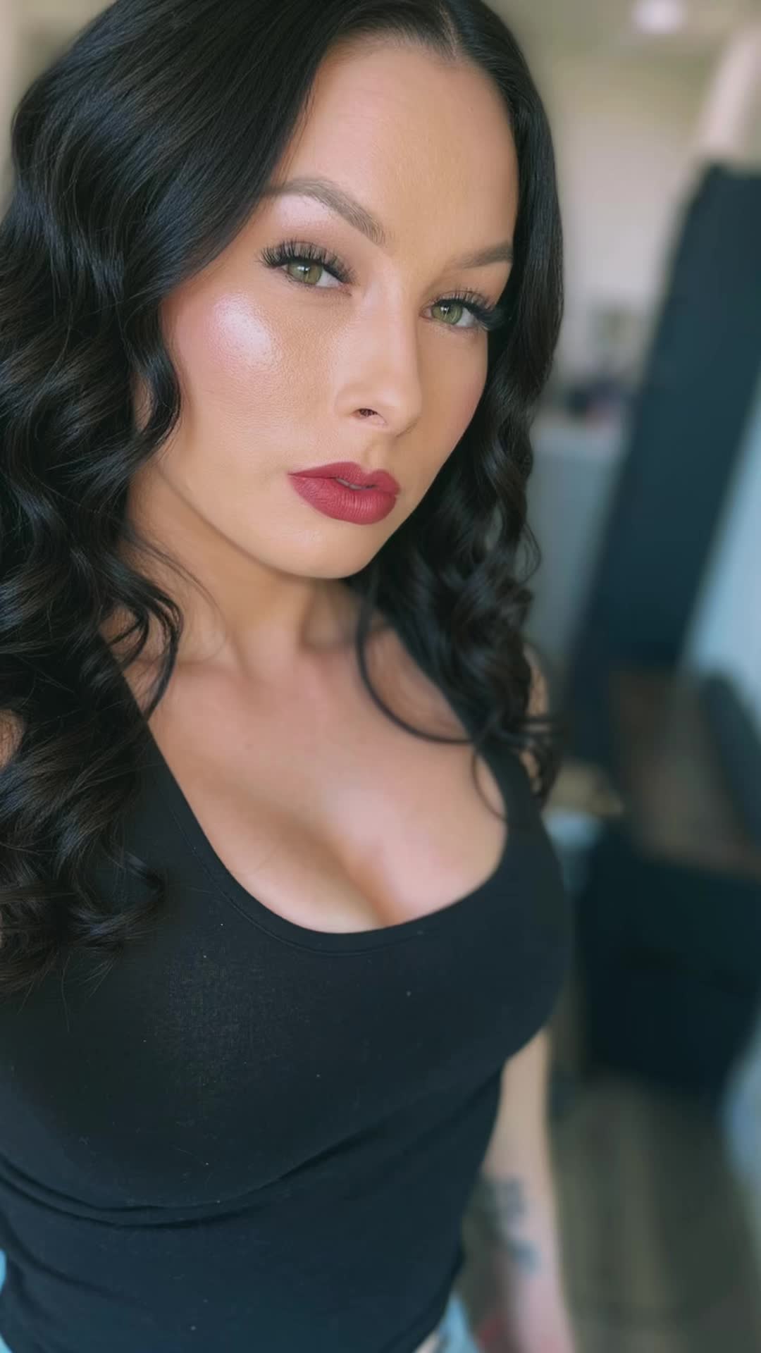 @Honeygaze97