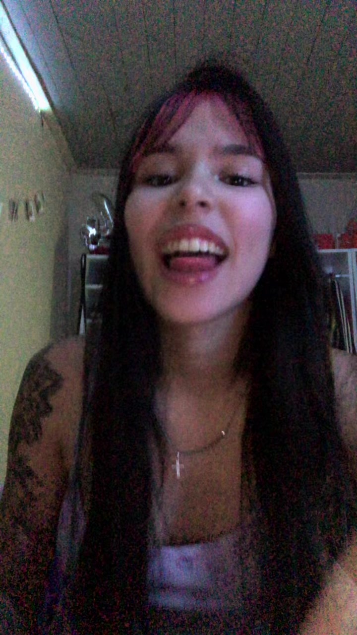 @Tiara_dobal