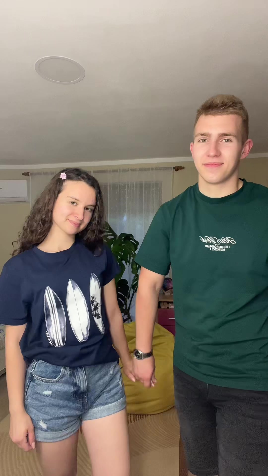 @Ana