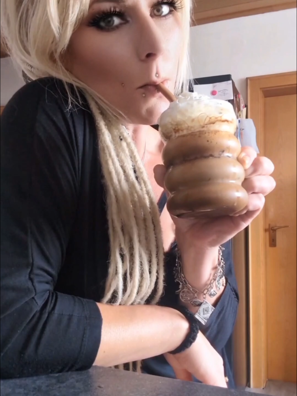 @Sonja