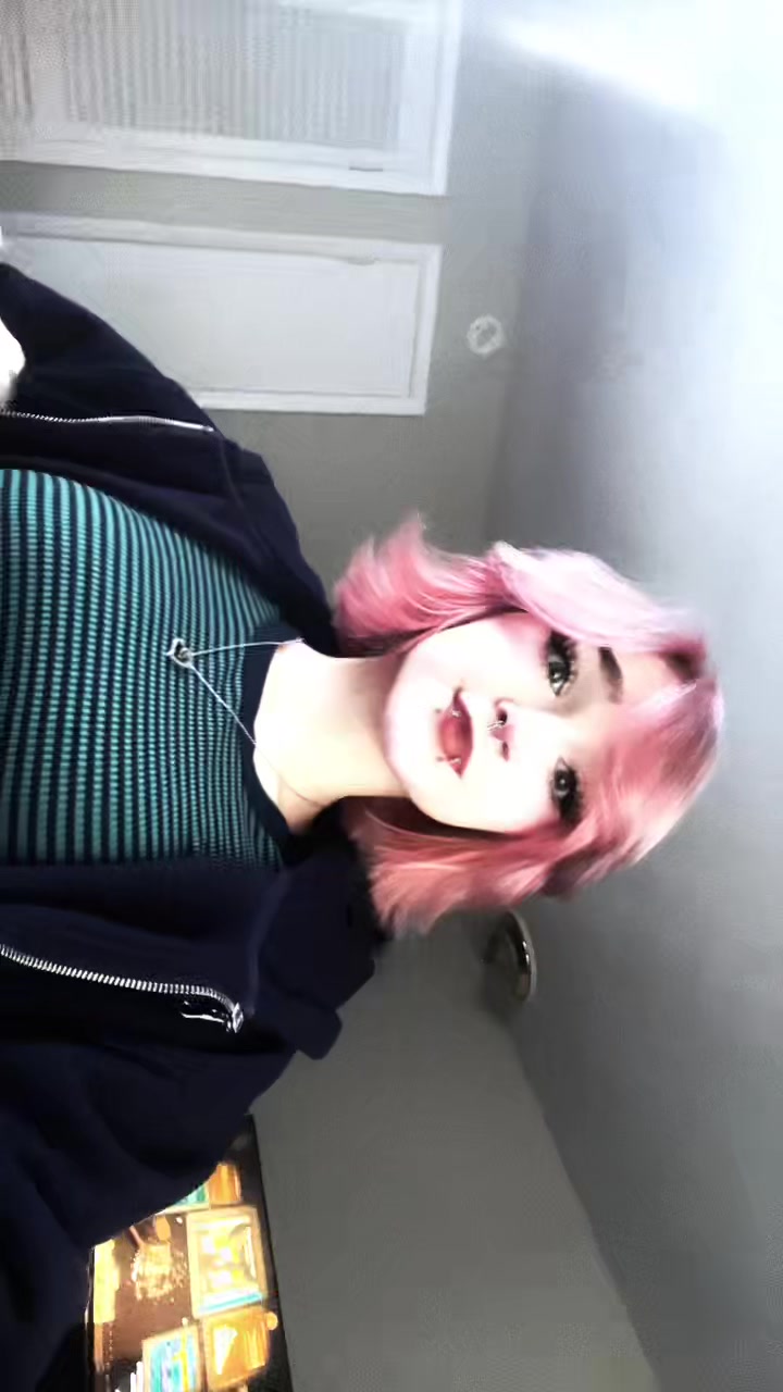 @k <3