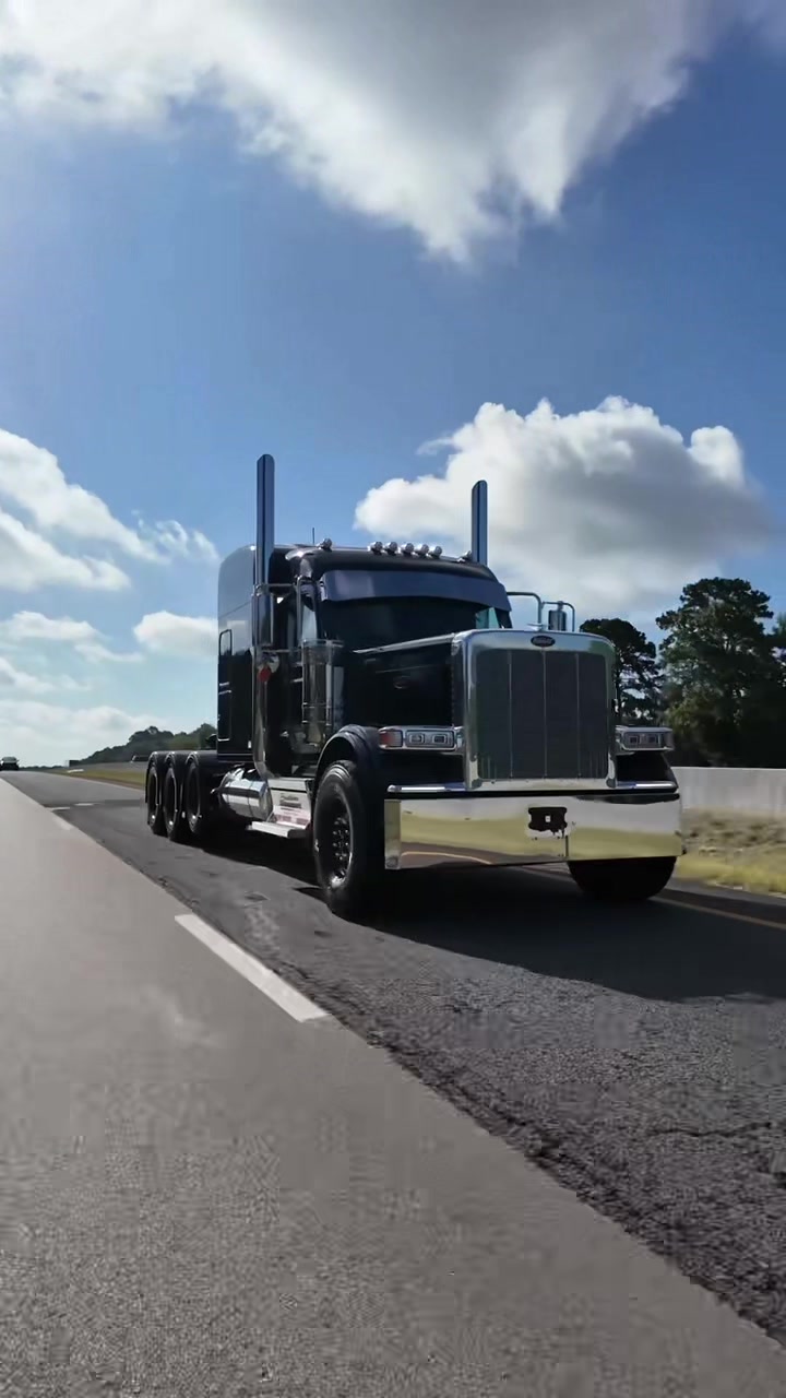 @truckshowjoe