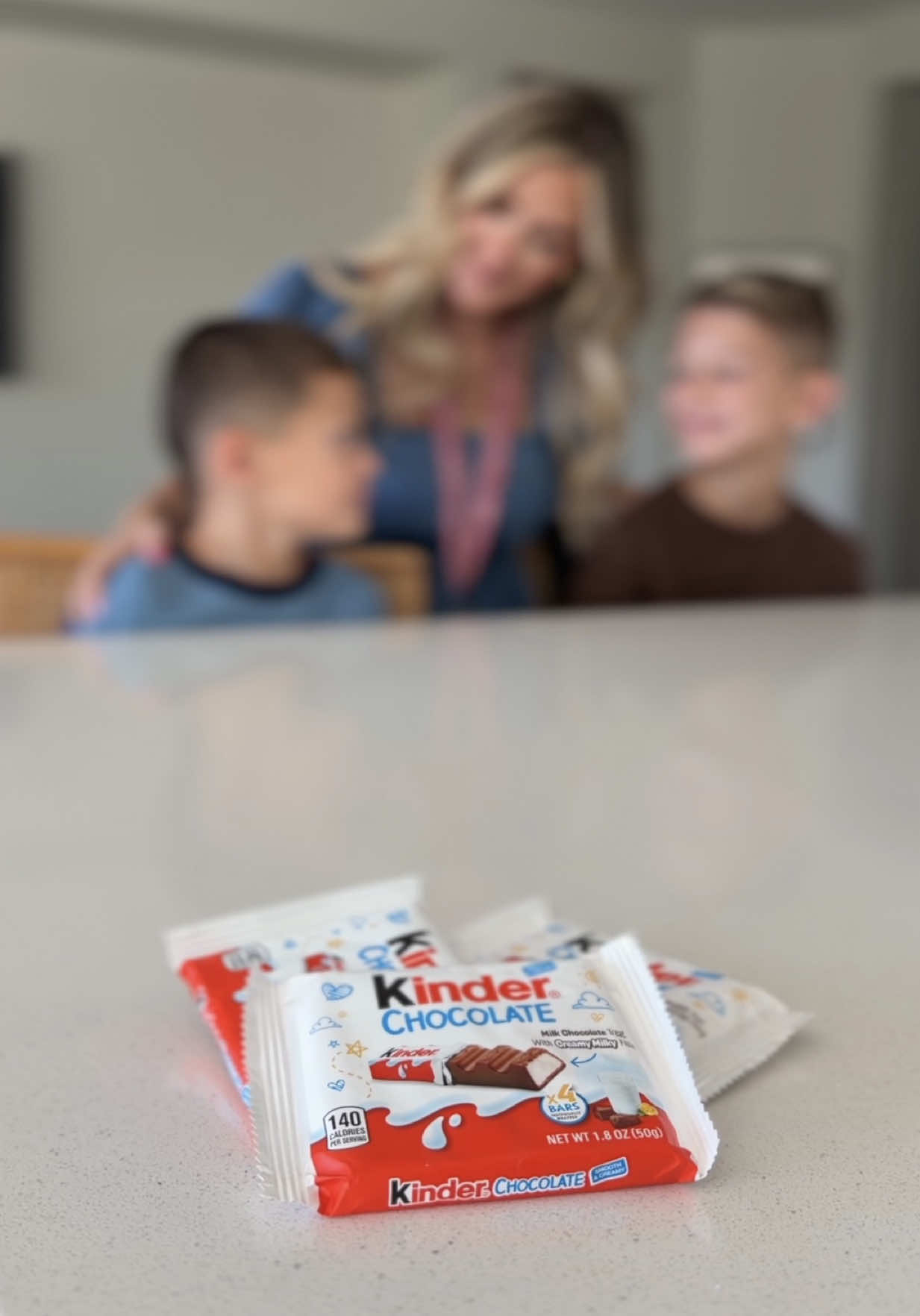 @Hales | boy mom | Teacher