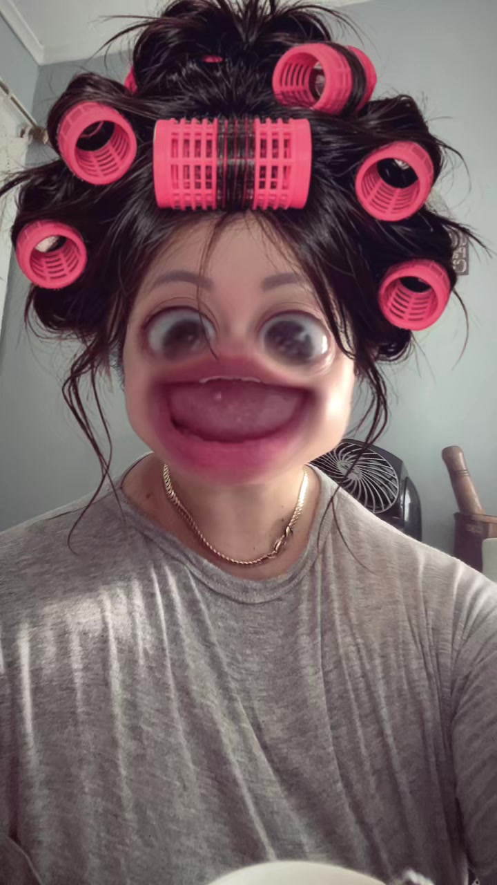 @vecina18