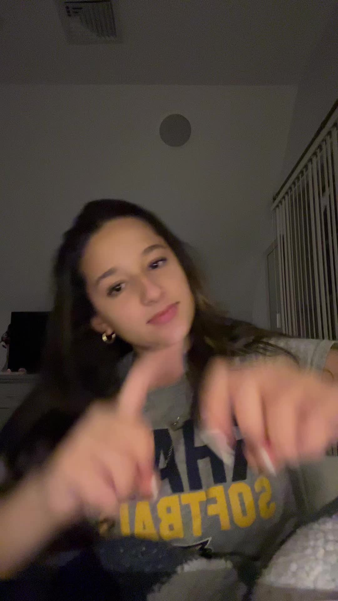 @victoria