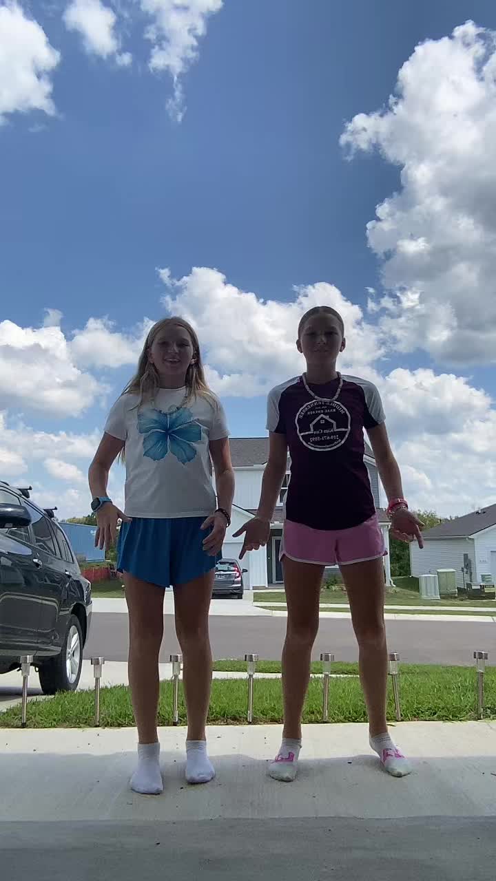 @LJTwins✝️❤️