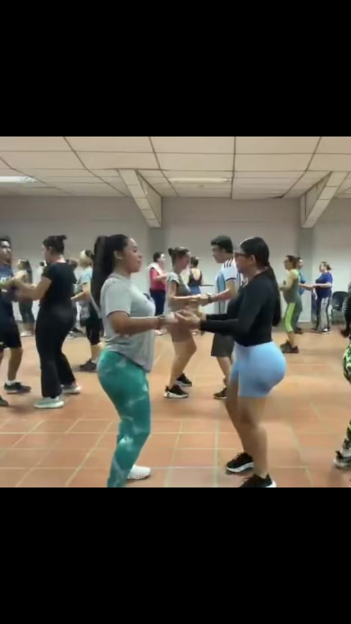 @Yarnelis Pérez Maure