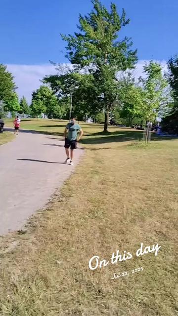 @Kishoreya Rayhan 🇧🇩🇨🇦